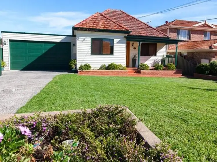 94 Cumberland Rd, Greystanes NSW 2145