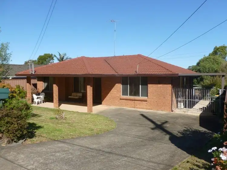 81 Thane St, Pendle Hill NSW 2145