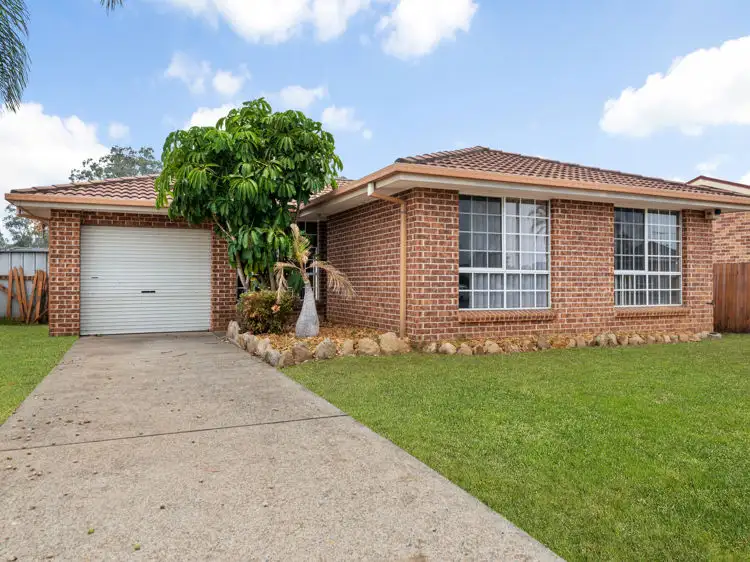 10 Carandini Street, St Helens Park NSW 2560
