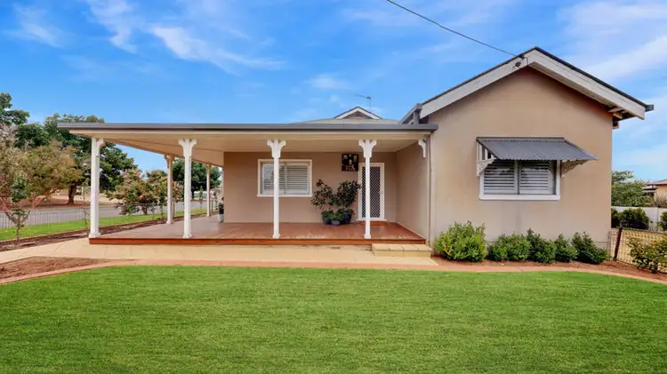 23 Florence Street, Junee NSW 2663
