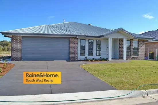 13 Shamrock Avenue, South West Rocks NSW 2431