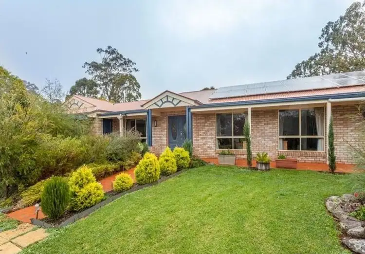 10 Traverston Court, Preston QLD 4352