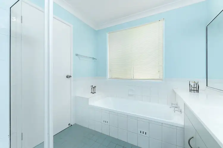 Fourth view of Homely house listing, 9 Quinion Place, Ambarvale NSW 2560