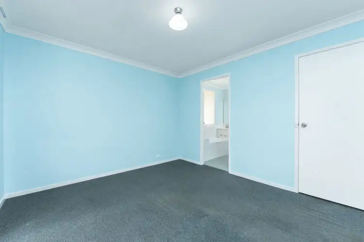 Fifth view of Homely house listing, 9 Quinion Place, Ambarvale NSW 2560