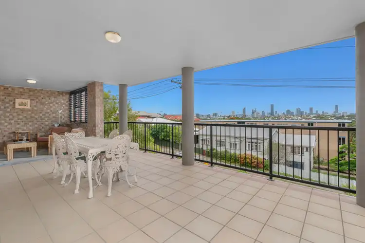 4/57 Eighth Avenue, Coorparoo QLD 4151