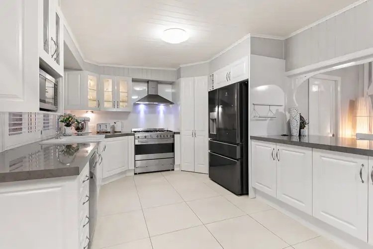 Fifth view of Homely house listing, 320 Hemmant Tingalpa Road, Hemmant QLD 4174