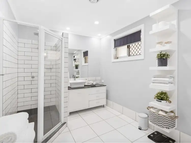 Sixth view of Homely house listing, 5 Joanne Crescent, Thornlands QLD 4164