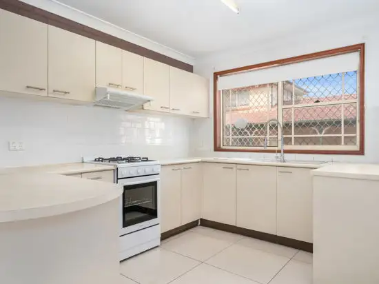 Fourth view of Homely townhouse listing, 8/31-33 Fuller Street, Seven Hills NSW 2147