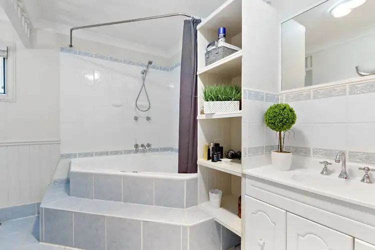 Sixth view of Homely house listing, 10 Burloo Crescent, Ferny Hills QLD 4055