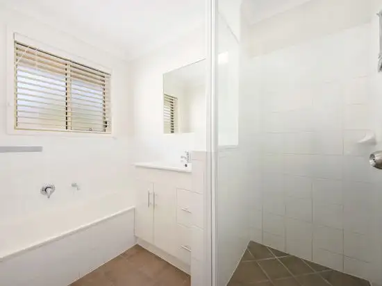 Seventh view of Homely house listing, 5 Craigerne Close, Brassall QLD 4305