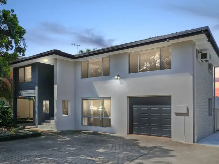 21A Charles Street, Birkdale QLD 4159