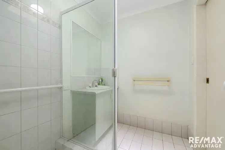 Sixth view of Homely villa listing, 1/179 Pine Street, Wynnum QLD 4178