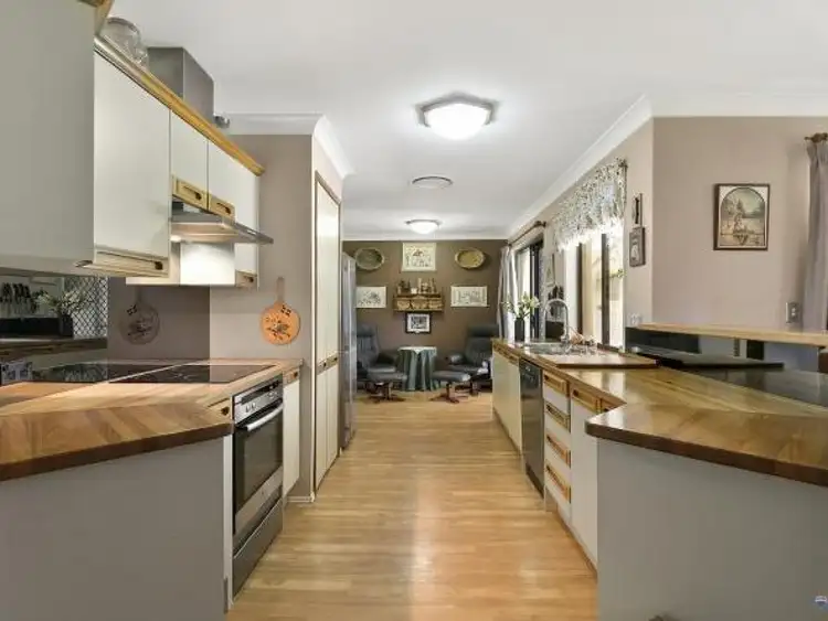 Third view of Homely house listing, 4 Lanreath Court, Alexandra Hills QLD 4161
