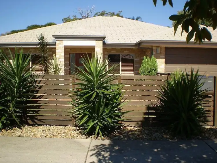 98 Bunker Rd., Victoria Point QLD 4165