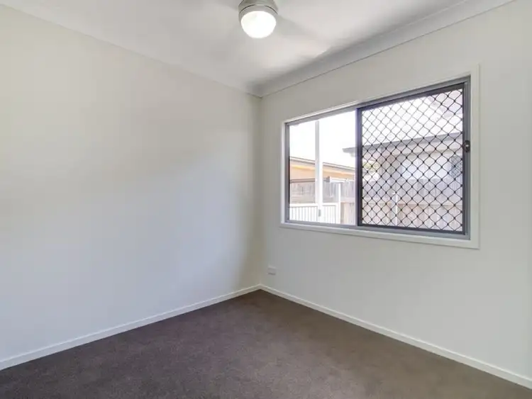 Sixth view of Homely unit listing, 4/5 Yarrow Court, Cleveland QLD 4163