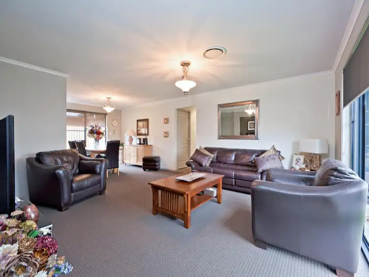 Third view of Homely house listing, 4 Lyndhurst Place, Thornlands QLD 4164