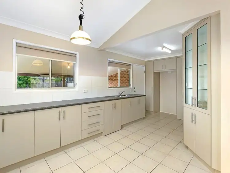 Second view of Homely house listing, 5 Lake View Drive, Thornlands QLD 4164