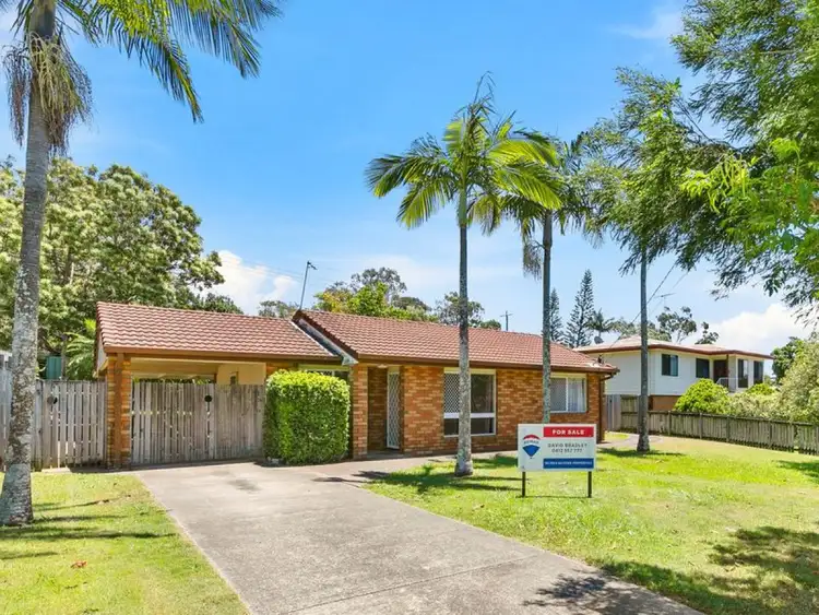 33 Meredith  Place, Redland Bay QLD 4165