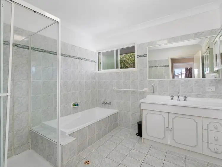 Sixth view of Homely townhouse listing, 21/188 Thorneside Road, Thorneside QLD 4158