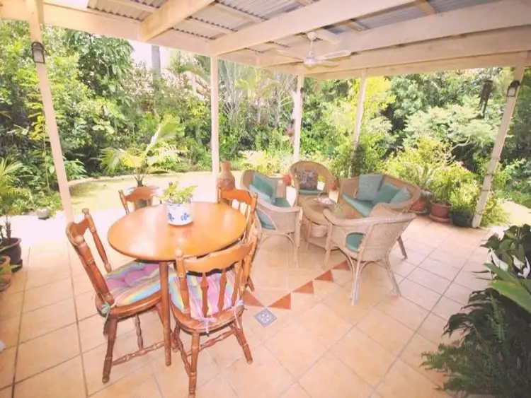 6 Peppercorn Crescent, Victoria Point QLD 4165