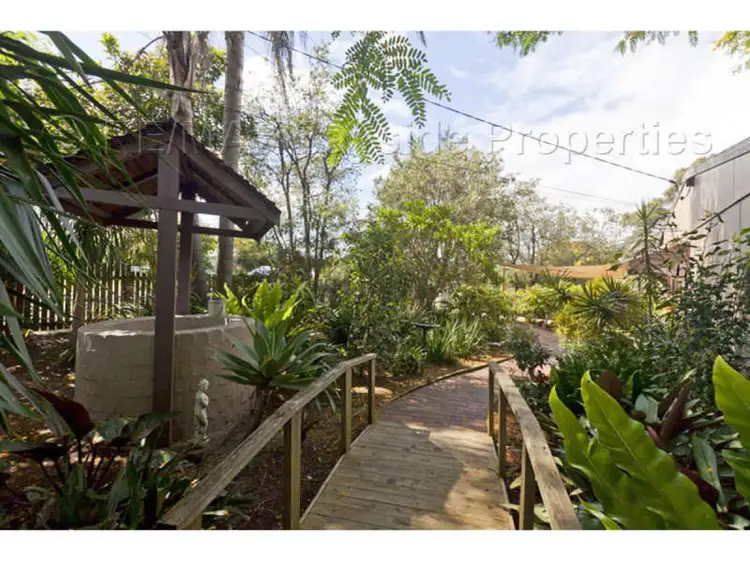 Second view of Homely house listing, 32 Barron Road, Birkdale QLD 4159