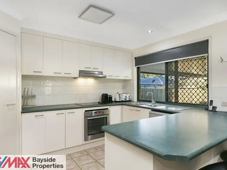 Second view of Homely house listing, 4 HIBBERTIA Close, Capalaba QLD 4157