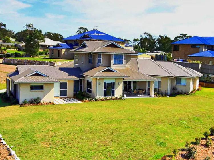 9-11 Ridge Place, Redland Bay QLD 4165
