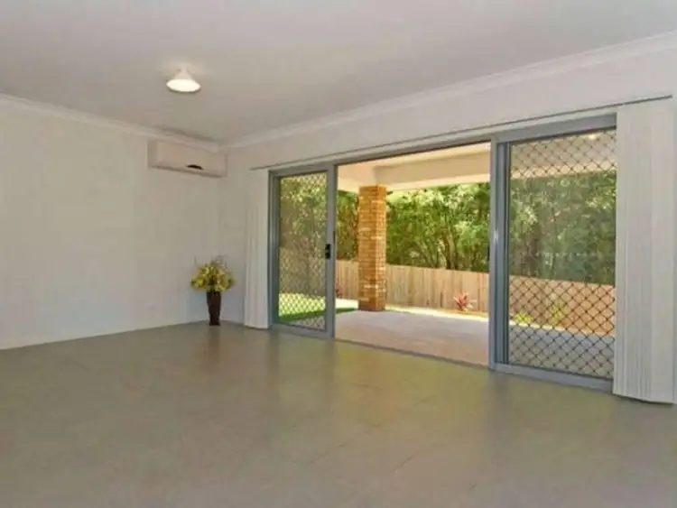 Third view of Homely house listing, 1/239 Queen Street, Cleveland QLD 4163