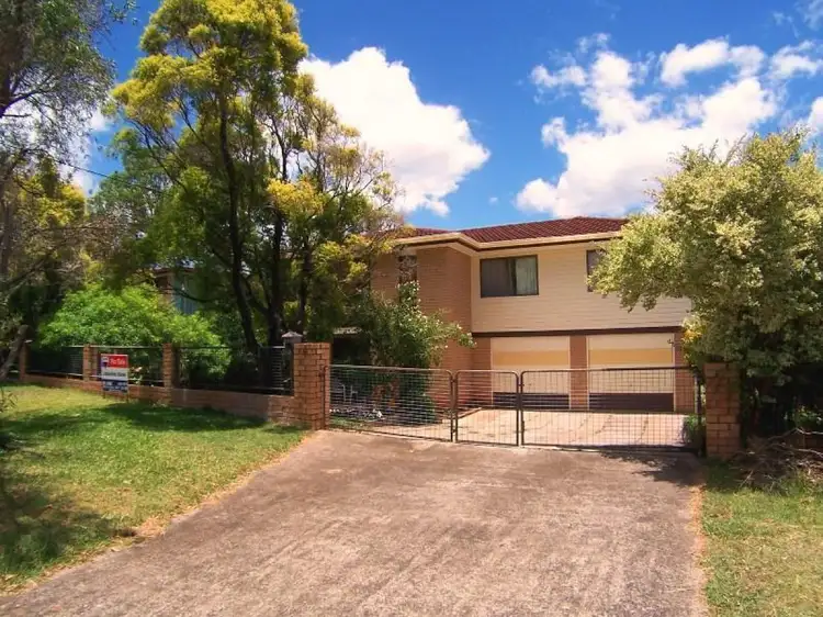 30 PARAKEET Street, Birkdale QLD 4159