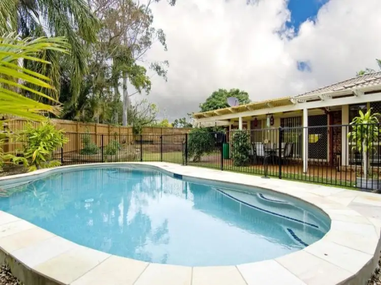 9 Edwardson Court, Birkdale QLD 4159