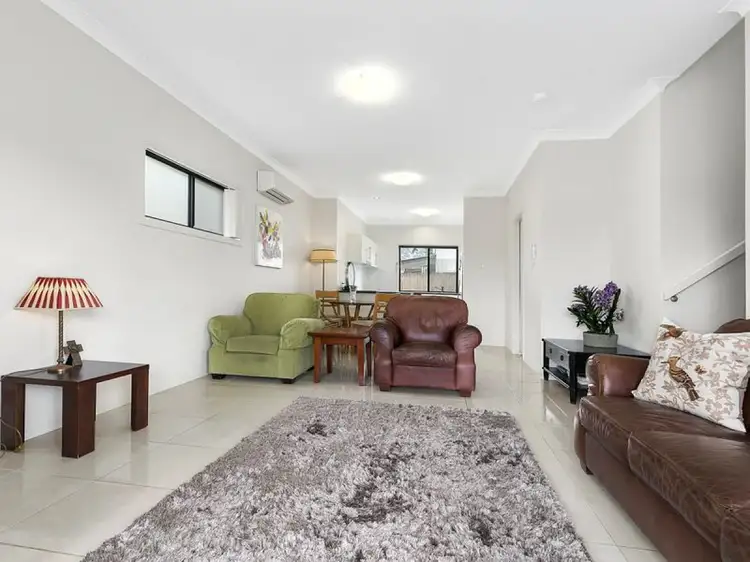 Fifth view of Homely townhouse listing, 2/21 Island Street, Cleveland QLD 4163