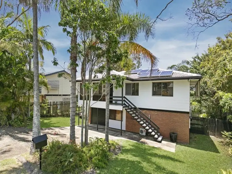 18 Lake View Drive, Thornlands QLD 4164