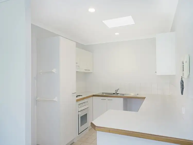 Sixth view of Homely house listing, 4/41 Island Street, Cleveland QLD 4163