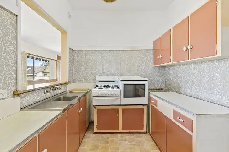 Second view of Homely house listing, 7 Paul Crescent, South Wentworthville NSW 2145
