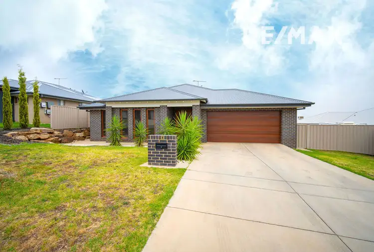 Second view of Homely house listing, 10 Pooginook Place, Bourkelands NSW 2650