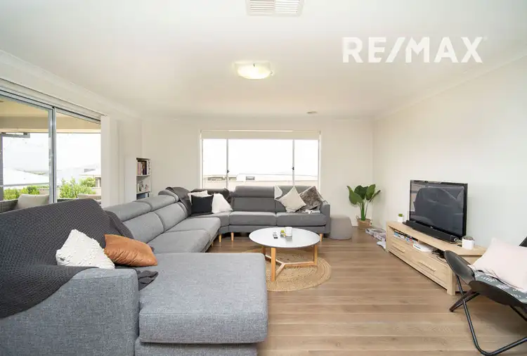 Sixth view of Homely house listing, 10 Pooginook Place, Bourkelands NSW 2650