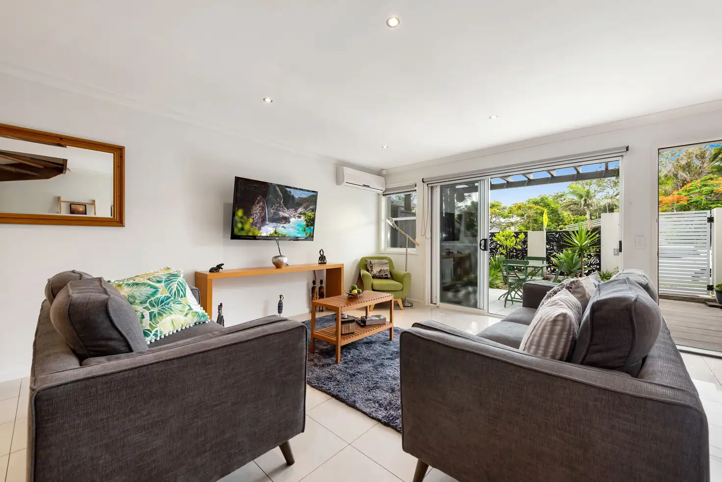 Main view of Homely townhouse listing, 4/69 Molloy Road, Cannon Hill QLD 4170