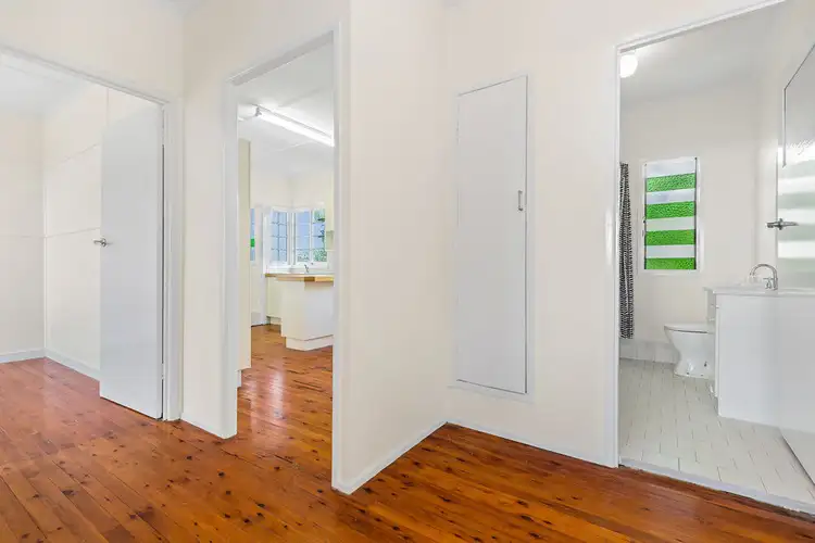 Fourth view of Homely house listing, 672 Cavendish Road, Holland Park QLD 4121