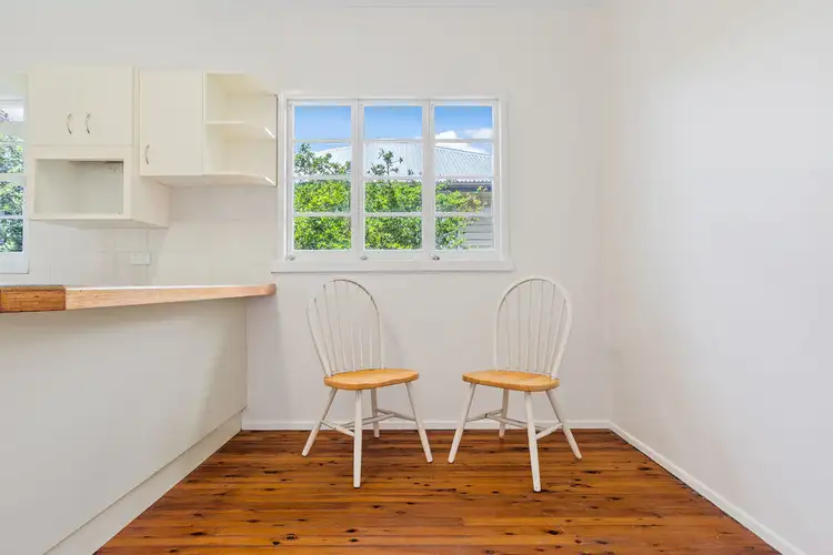 Sixth view of Homely house listing, 672 Cavendish Road, Holland Park QLD 4121