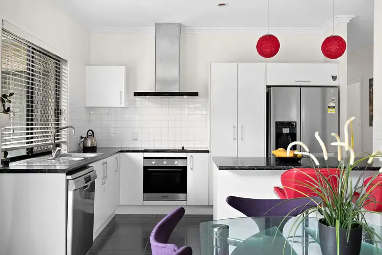 15 Freeman Street, North Lakes QLD 4509