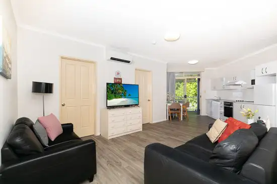 223/85 DEAKIN STREET, Kangaroo Point QLD 4169