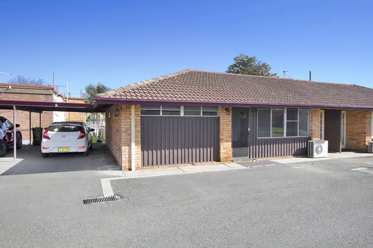 Main view of Homely unit listing, 5/9-13 Diane Street, Tamworth NSW 2340