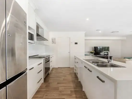 Fourth view of Homely house listing, 33 Westwood Crescent, Hatton Vale QLD 4341