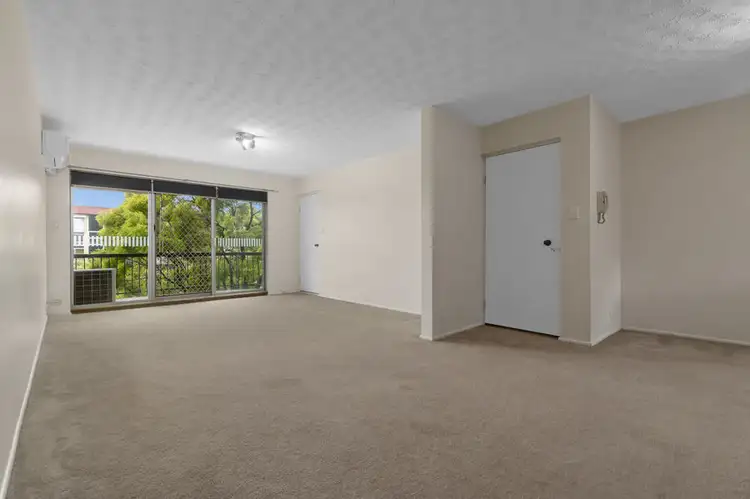 Second view of Homely unit listing, 5 / 35 Kitchener Street, Coorparoo QLD 4151