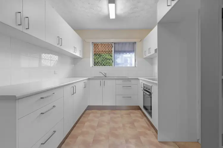 Fourth view of Homely unit listing, 5 / 35 Kitchener Street, Coorparoo QLD 4151