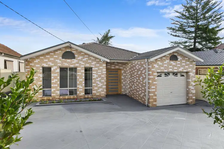 4 Robertson Street, Guildford NSW 2161