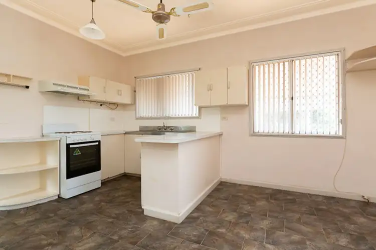 Third view of Homely house listing, 58 Oak Street, Tamworth NSW 2340