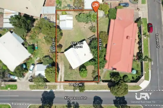Fifth view of Homely house listing, 28 Kingswood Drive, Craigieburn VIC 3064