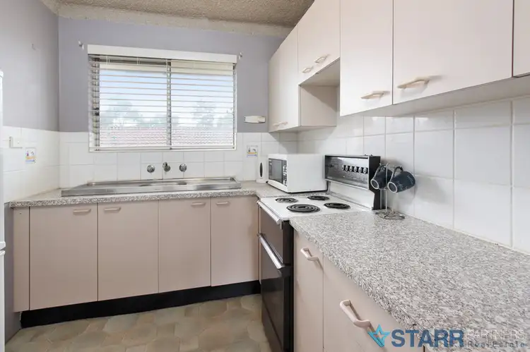 Second view of Homely house listing, 4/29 Santley Cres, Kingswood NSW 2747