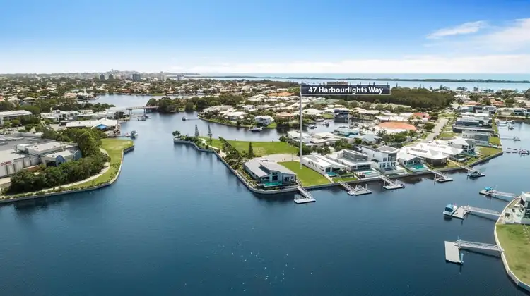 47 Harbourlights Way, Pelican Waters QLD 4551